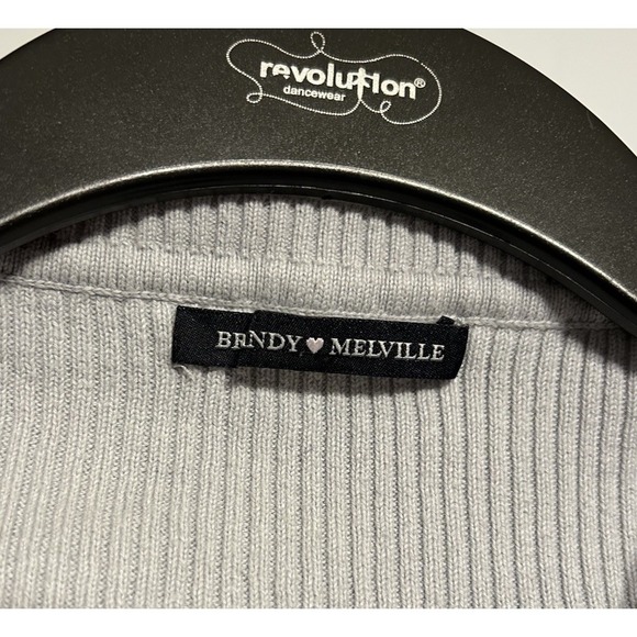 Brandy Melville Sweater Gray Knit Long Sleeve Cropped V-Neck‎ One Size - Picture 3 of 6